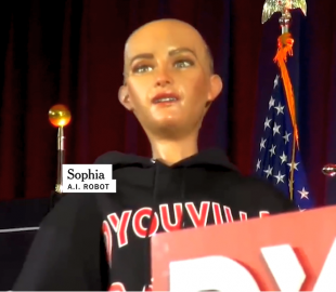 ШІ-робот на ім'я Софія радить випускникам університету в Буффало вірити в себе